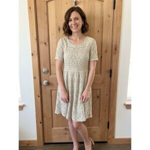 DE COLLECTION Cream Off-White Crochet Lace Short Sleeve Mini Dress, Large EUC
